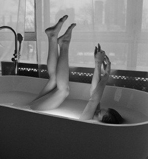 Alina Lanina feet photo thumbnail