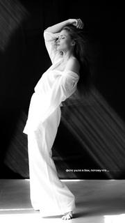 Alina Lanina feet photo thumbnail