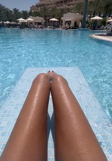 Alina Lobacheva feet photo thumbnail