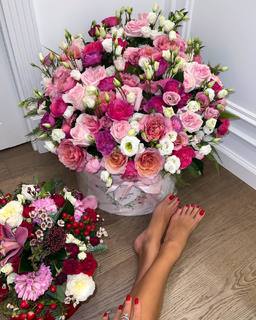 Alina Lobacheva feet photo thumbnail