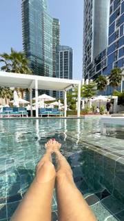 Alina Lobacheva feet photo thumbnail