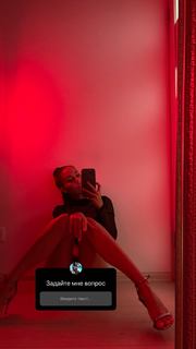 Alina Lobacheva feet photo thumbnail