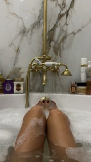 Alina Lobacheva feet photo 1