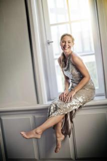 Alina Merkau feet photo thumbnail