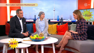 Alina Merkau feet photo thumbnail