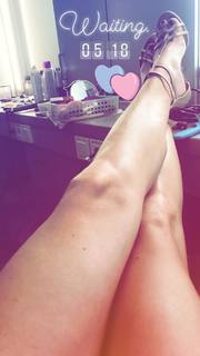 Alina Merkau feet photo thumbnail