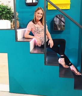 Alina Merkau feet photo thumbnail