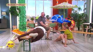 Alina Merkau feet photo thumbnail