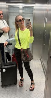 Alina Merkau feet photo thumbnail