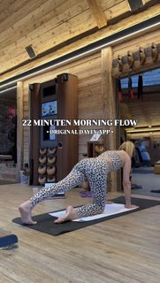 Alina Merkau feet photo thumbnail