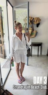 Alina Merkau feet photo thumbnail