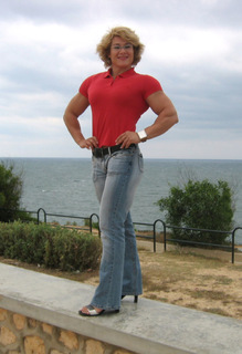 Alina Popa feet photo 6