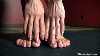 Alina Popa feet photo 9
