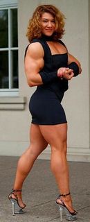 Alina Popa feet photo 8