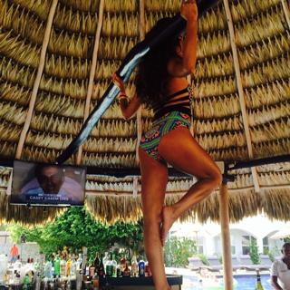 Alina Puscau feet photo 16