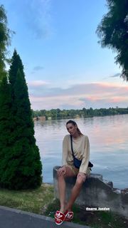 Alina Puscau feet photo 8