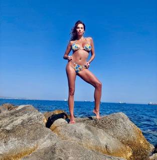 Alina Puscau feet photo 5