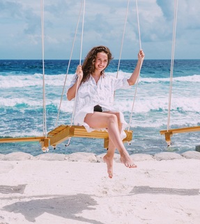 Alina Zagitova feet photo thumbnail