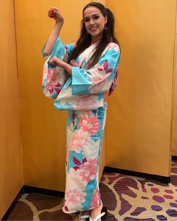 Alina Zagitova feet photo thumbnail