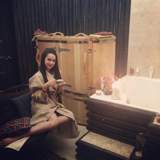 Alina Zagitova feet photo thumbnail