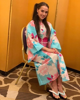 Alina Zagitova feet photo thumbnail