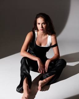 Alina Zagitova feet photo thumbnail