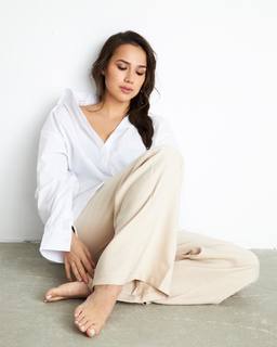 Alina Zagitova feet photo thumbnail