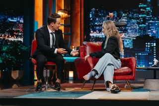 Alina Zagitova feet photo thumbnail