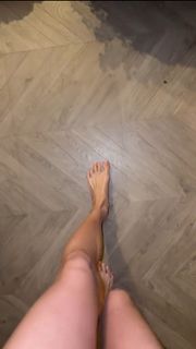 Alina Zagitova feet photo thumbnail