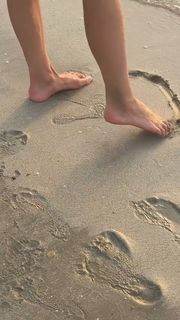 Alina Zagitova feet photo thumbnail