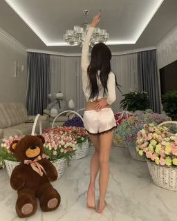 Alina Zagitova feet photo thumbnail