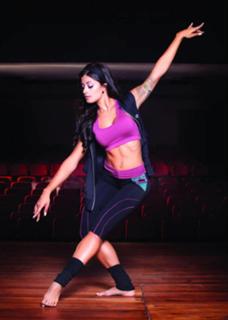 Aline Campos feet photo thumbnail