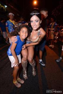 Aline Campos feet photo thumbnail