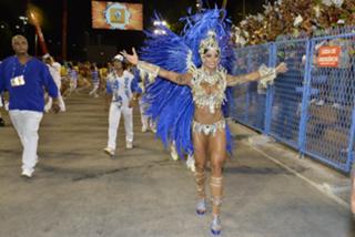 Aline Campos feet photo thumbnail