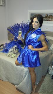 Aline Campos feet photo thumbnail