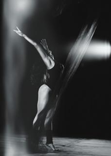 Aline Campos feet photo thumbnail