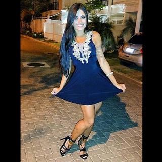 Aline Campos feet photo thumbnail