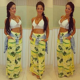 Aline Campos feet photo thumbnail