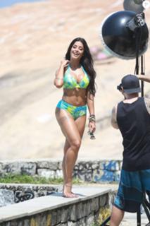 Aline Campos feet photo thumbnail