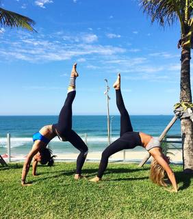 Aline Campos feet photo thumbnail