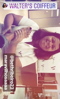 Aline Campos feet photo thumbnail