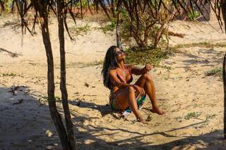 Aline Campos feet photo thumbnail