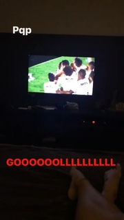 Aline Campos feet photo thumbnail