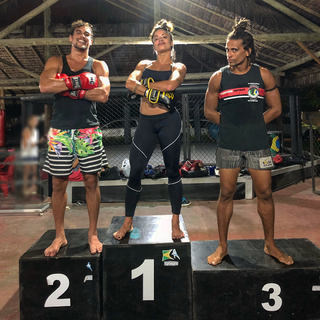 Aline Campos feet photo thumbnail