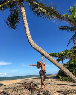 Aline Campos feet photo thumbnail