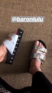 Aline Campos feet photo thumbnail