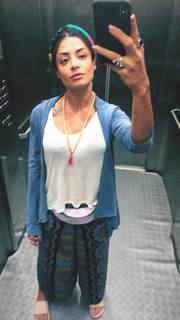 Aline Campos feet photo thumbnail