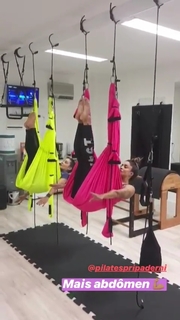 Aline Campos feet photo thumbnail