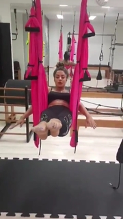 Aline Campos feet photo thumbnail