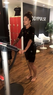 Aline Campos feet photo thumbnail